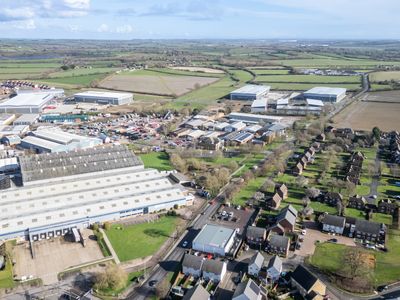 Property Image for Leighton Road, Leighton Buzzard, East Of England, LU7 4QH