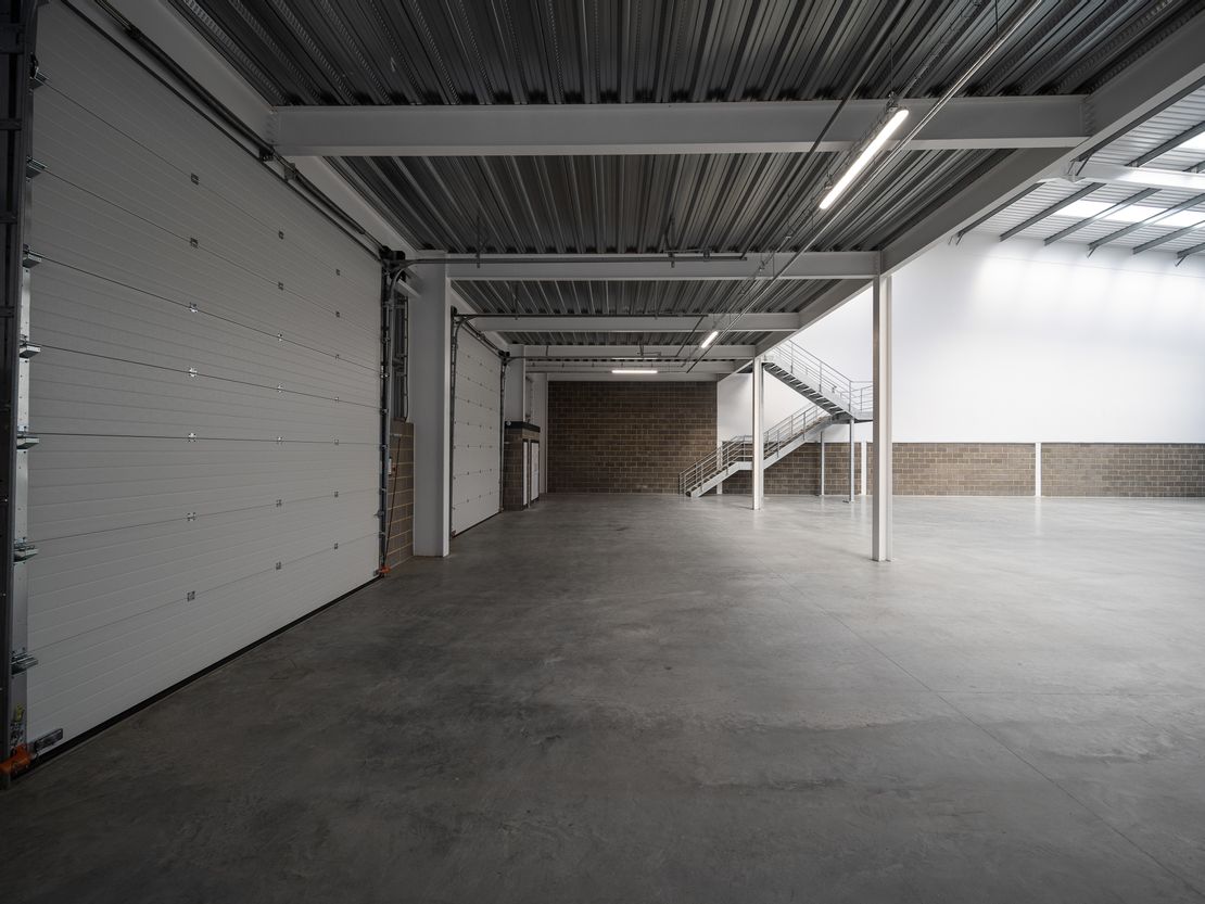 Adanac Trade Park, Adanac Drive, Nursling, Hampshire, SO16 0BT