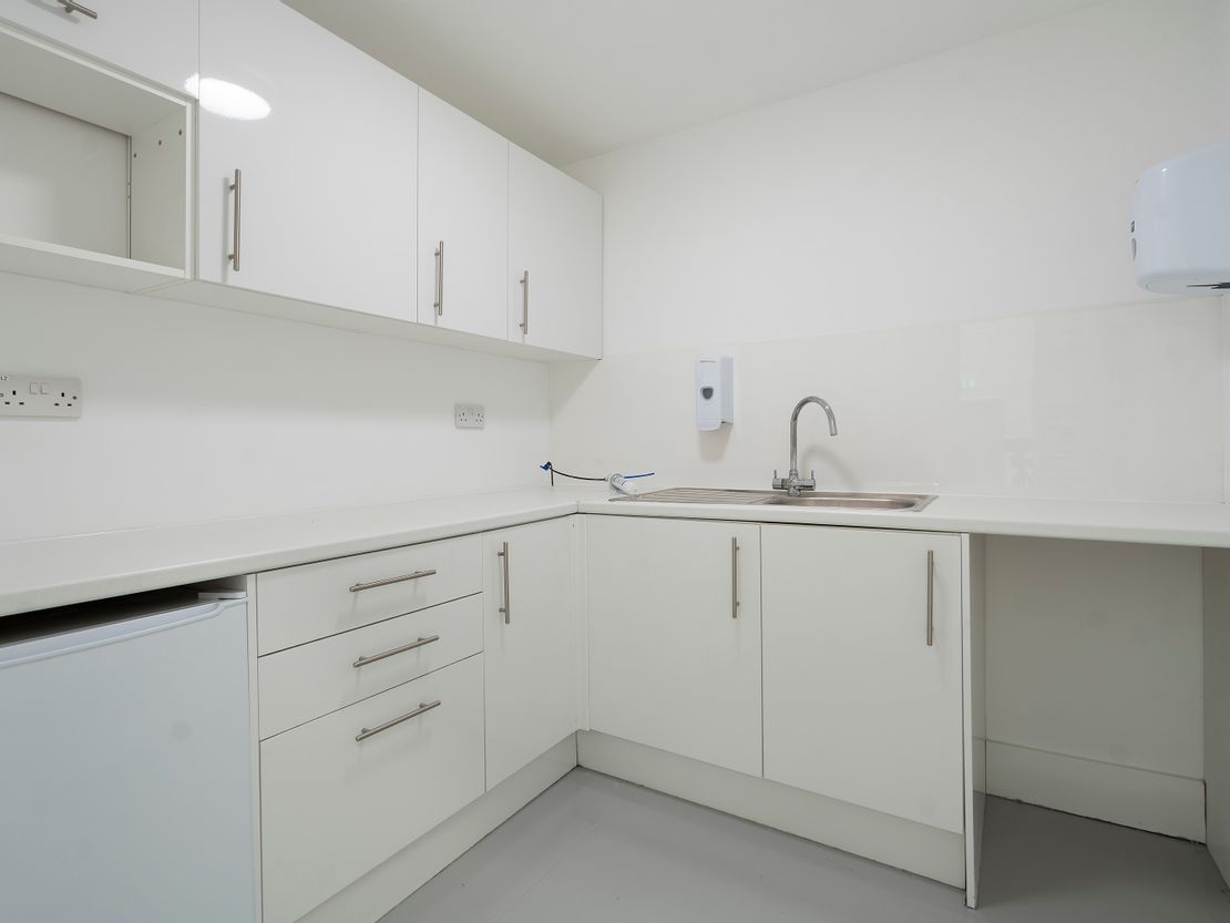 Unit E10 Voyager Park, Portfield Road, Portsmouth, Hampshire, PO3 5FL