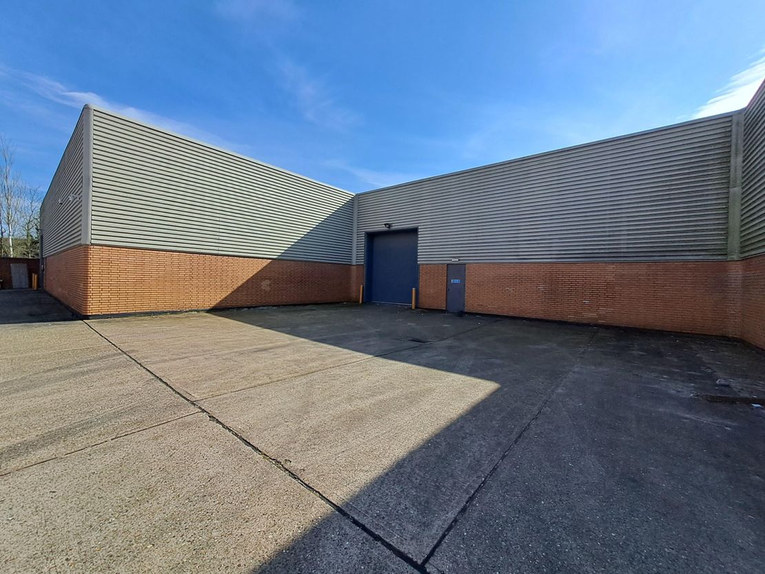 20 Peverel Drive, Granby, Milton Keynes, South East, MK1 1NW