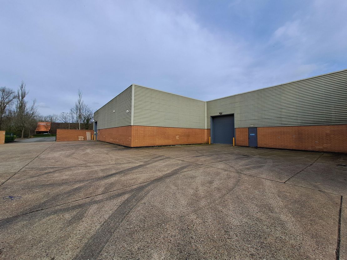 20 Peverel Drive, Granby, Milton Keynes, South East, MK1 1NW
