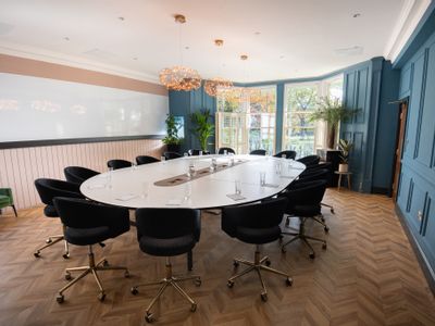 Property Image for Royal House, 110 Station Parade, Harrogate, North Yorkshire, HG1 1EP