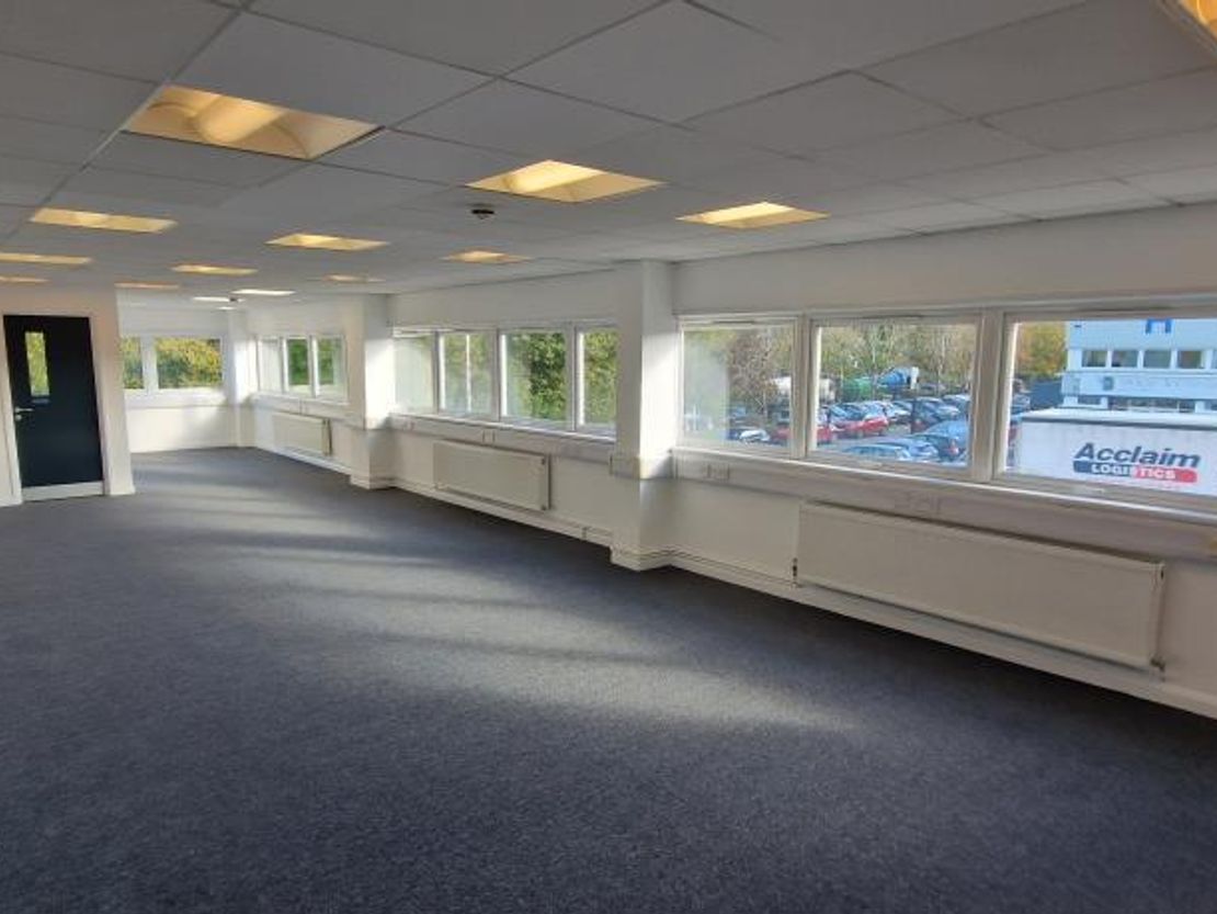 Unit D Griffin Industrial Park, Brunel Road, Totton, Hampshire, SO40 3SH