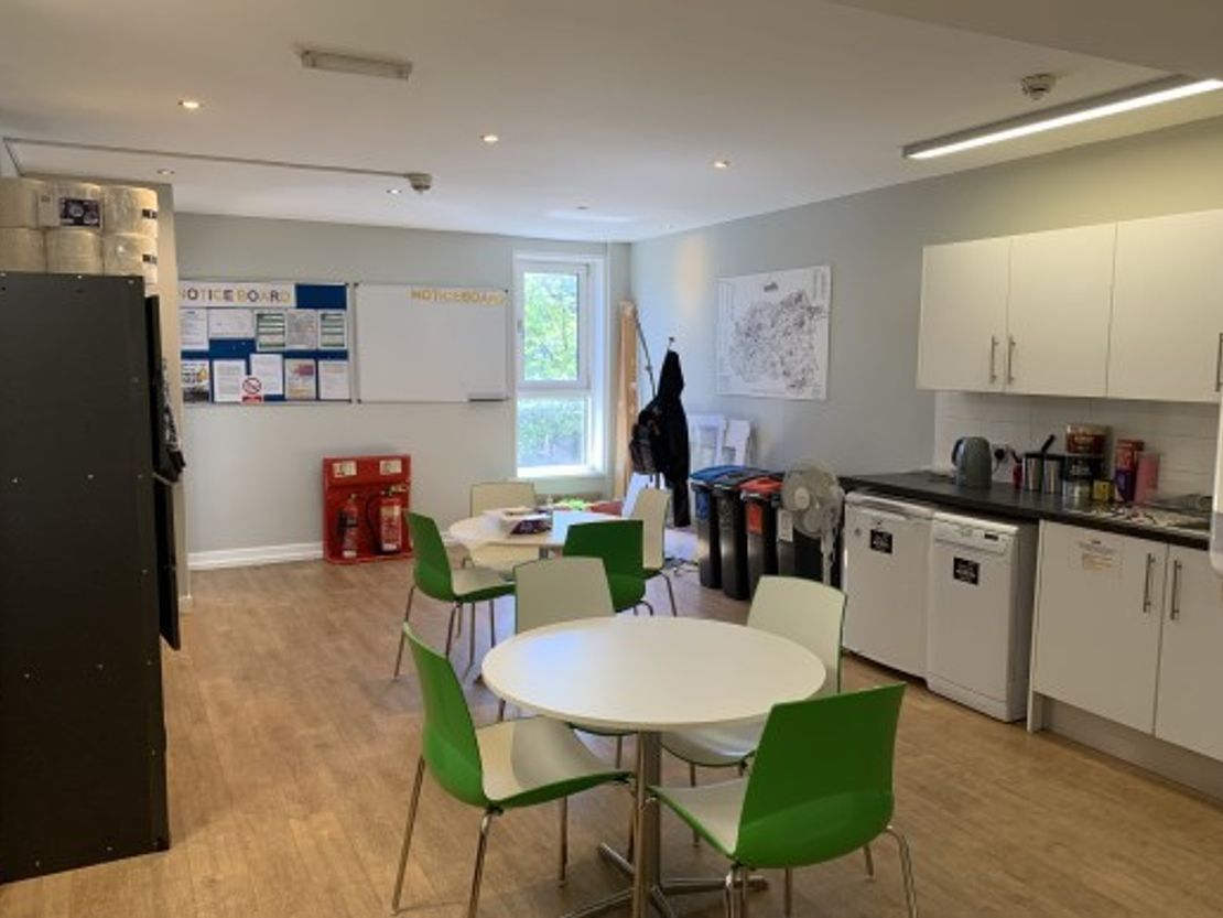 2A Bull Ring, Wakefield, West Yorkshire, WF1 1HA