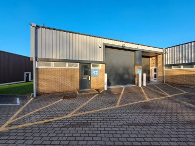Property Image for 13 Millbrook Close, Northampton, East Midlands, NN5 5JF