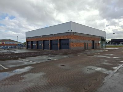 Property Image for Stratstone Jaguar Showroom, Yarm Road, Stockton On Tees, County Durham, TS18 3RW