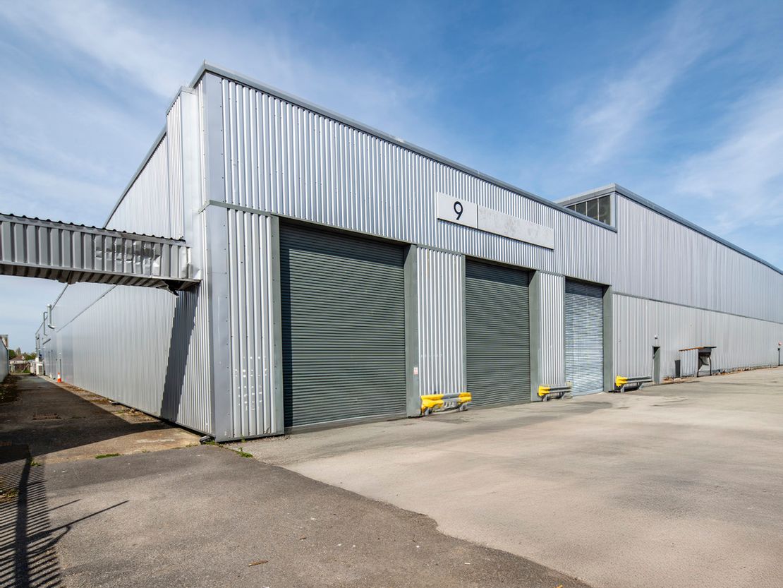 Unit 9 Kenwood Industrial Park, New Lane, Havant, Hampshire, PO9 2NT