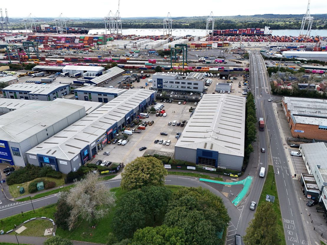 Unit 5 Southampton Trade Park, Third Avenue, Southampton, Hampshire, SO15 0AD