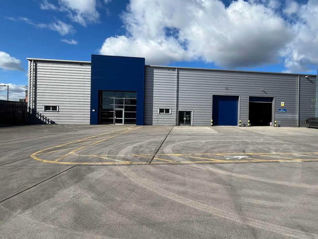 Unit 5 Southampton Trade Park, Third Avenue, Southampton, Hampshire, SO15 0AD