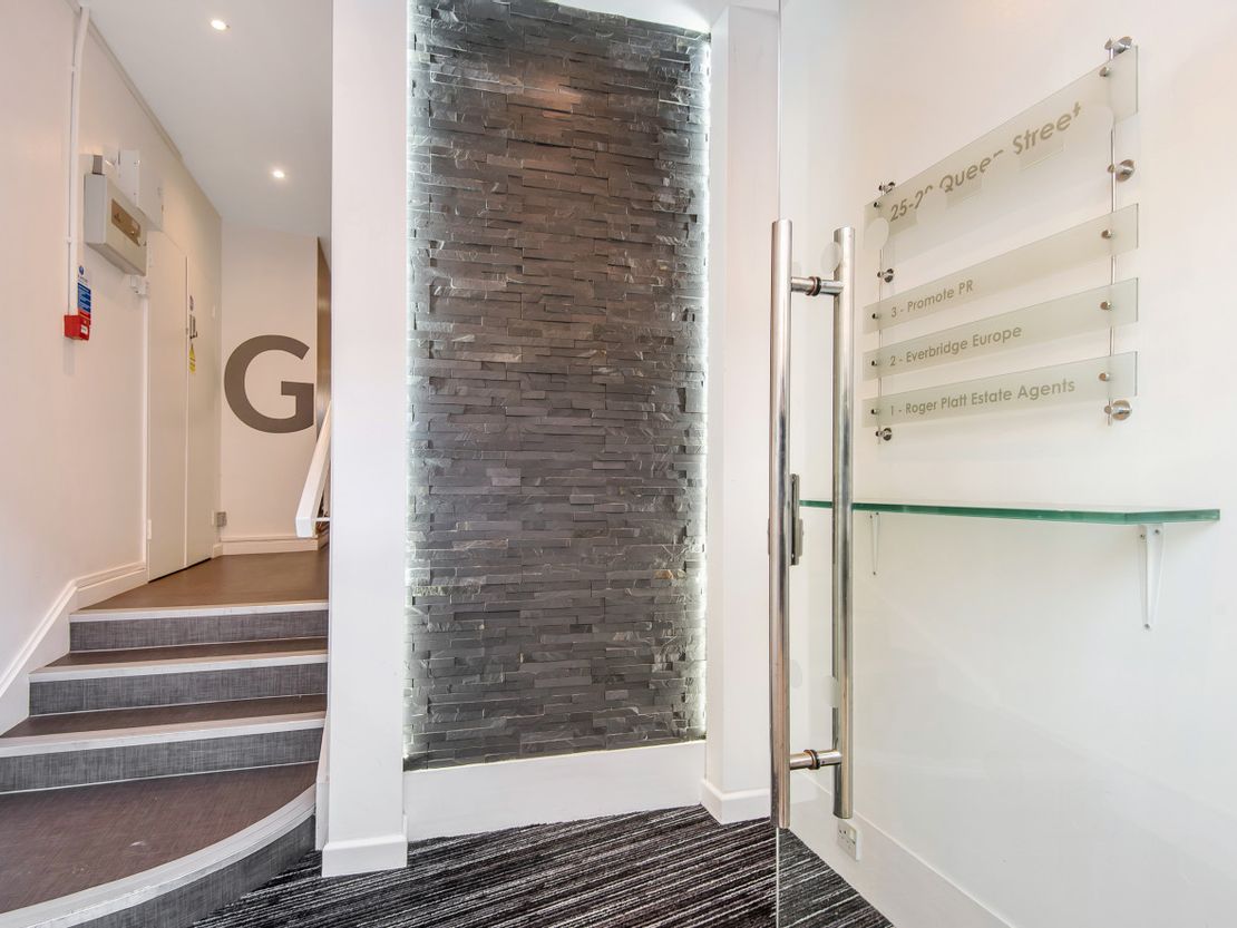 25 - 29 Queen Street, Maidenhead, South East, SL6 1NB