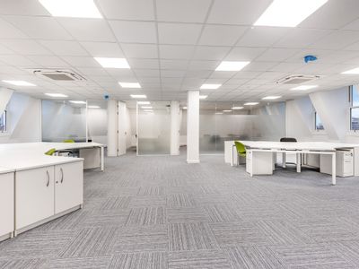 Property Image for 25 - 29 Queen Street, Maidenhead, South East, SL6 1NB