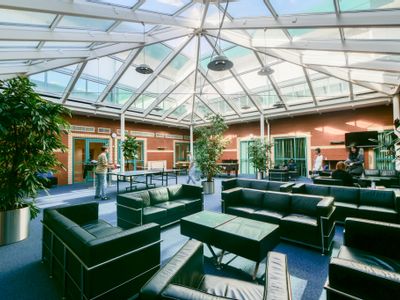Property Image for 4 Penner Road, Havant, Hampshire, PO9 1QH
