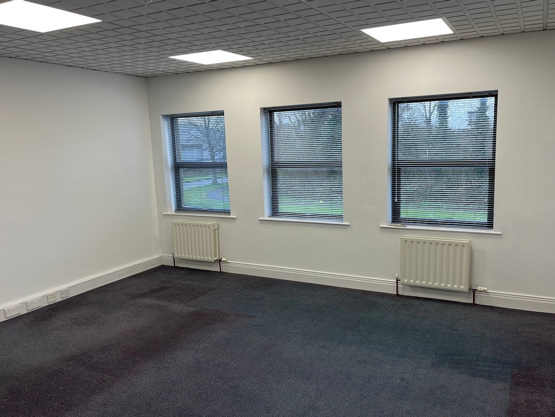 Lisnagarvagh House 1 Lissue Walk, Lisburn, County Antrim, BT28 2SU