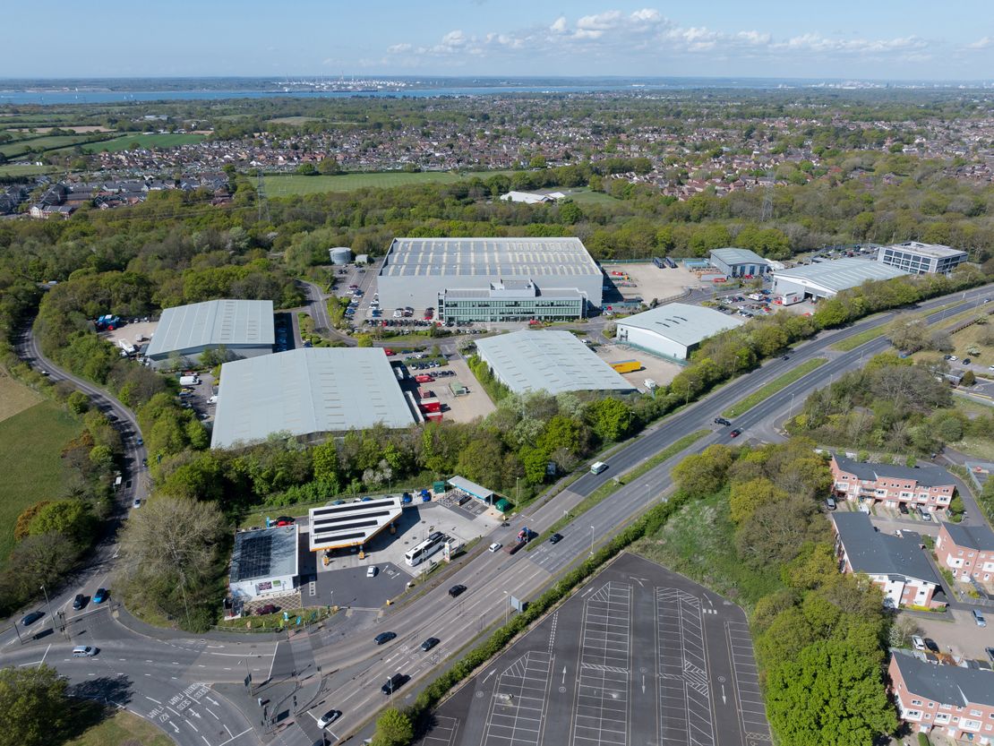 Unit 6 Kites Croft Business Park, Warsash Road, Fareham, Hampshire, PO14 4LW