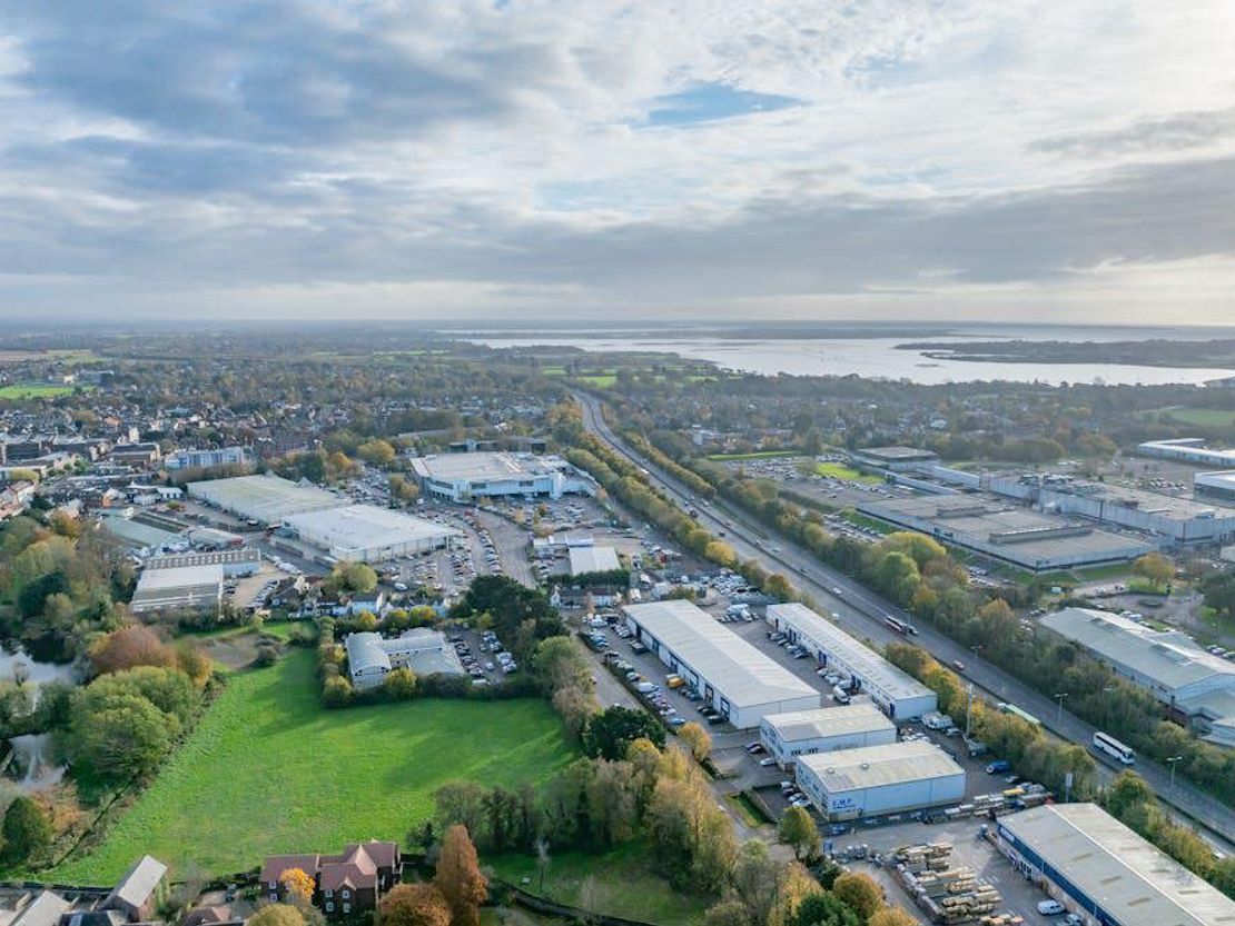 Units 10A & 10B Solent Trade Park, Solent Road, Havant, Hampshire, PO9 1JH