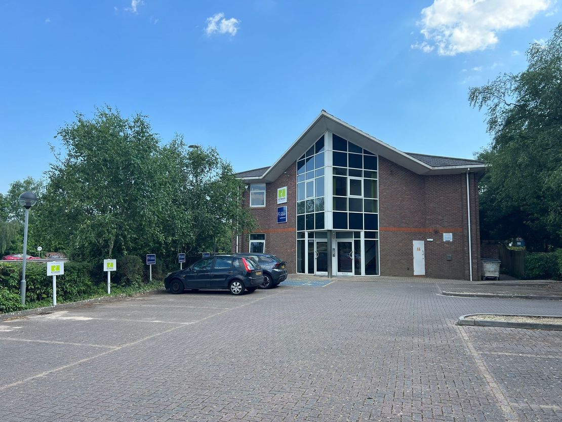 Ground Floor Chilworth Point, Chilworth Road, Southampton, Hampshire, SO16 7JQ