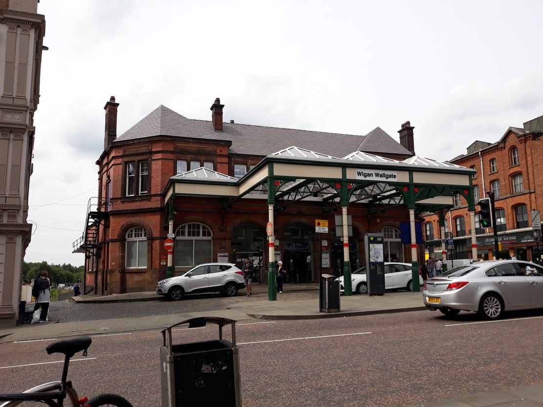 Wigan Wallgate Railway Station, Wallgate, Wigan, Lancashire, WN1 1BB