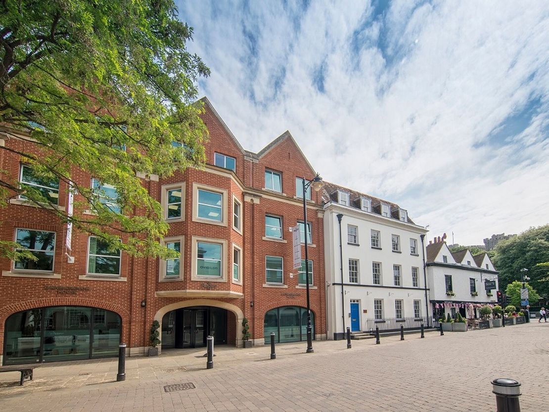 59-60, Thames Street, Windsor, SL4 1TX