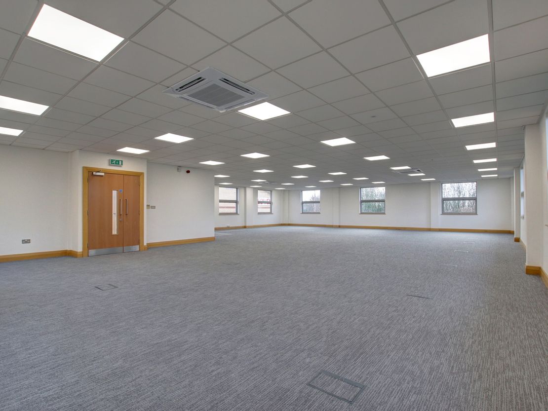 Unit 4, Turnberry Business Park, Turnberry Park Road, Gildersome, Leeds, West Yorkshire, LS27 7LE