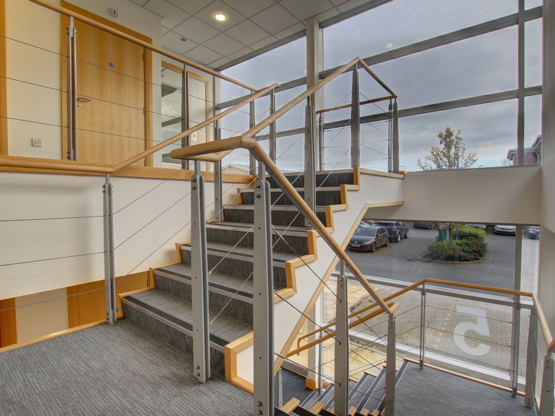 Unit 4, Turnberry Business Park, Turnberry Park Road, Gildersome, Leeds, West Yorkshire, LS27 7LE
