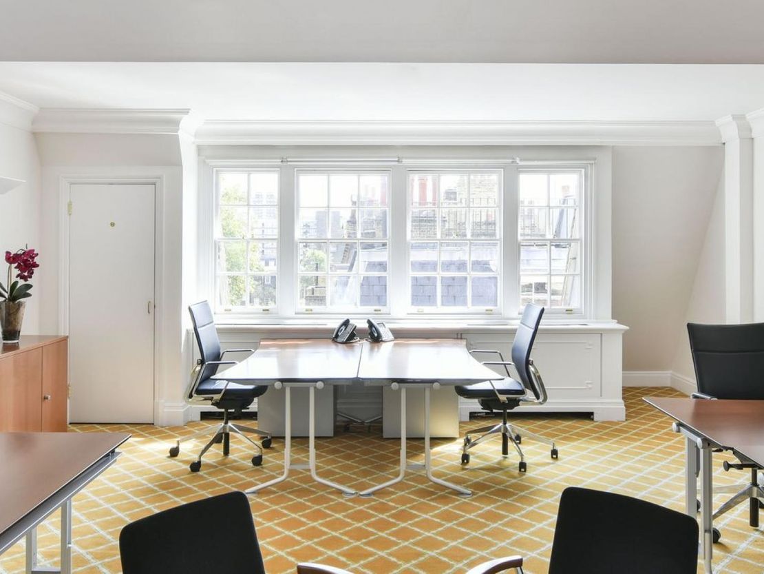 2 Eaton Gate, London, SW1W 9BJ