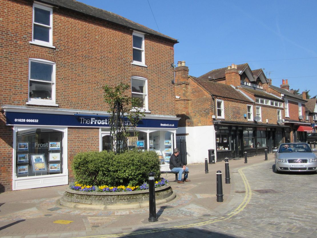 Dorney House Business Centre, 46-48A High Street, Slough, Buckinghamshire, SL1 7JP