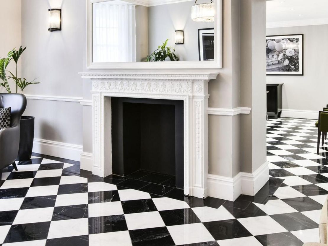 42 Brook Street, London, W1K 5DB