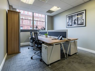 Property Image for Space Made Group Offices, Park House, Park Square West, Leeds, West Yorkshire, LS1 2PW
