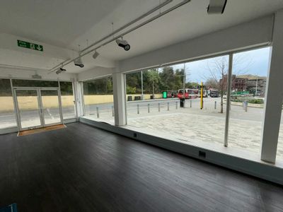 Property Image for 28 High Street, Woking, GU21 6BW