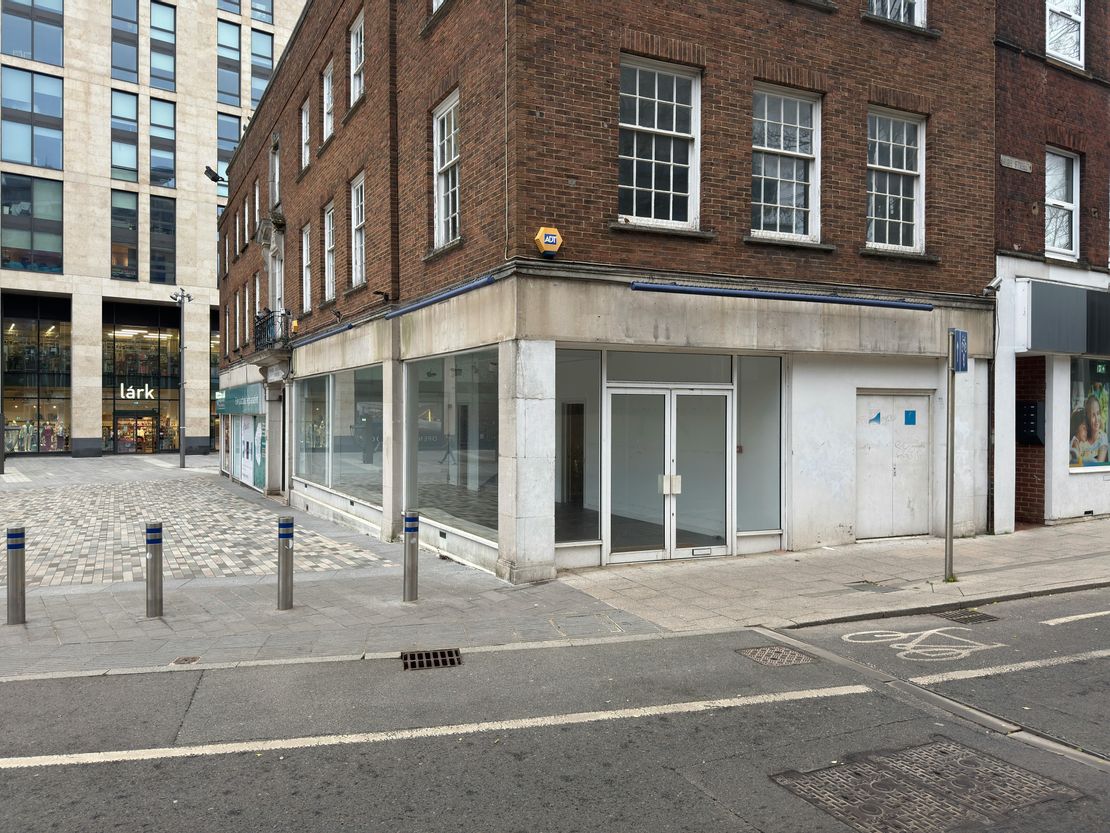 28 High Street, Woking, GU21 6BW