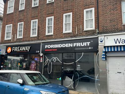 Property Image for 2 New Parade, Church Road, Ashford, TW15 2UF