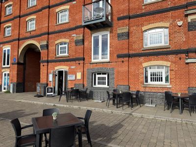 Property Image for The Waterfront Bistro, 15 Regatta Quay, Key Street, Ipswich, Suffolk