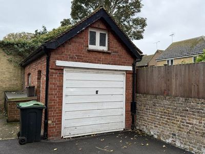 Property Image for Flat 2, 61 Westgate Bay Avenue, Westgate-on-Sea, Kent