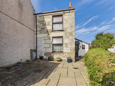Property Image for 11 Treloweth Terrace, Park Bottom, Redruth, Cornwall