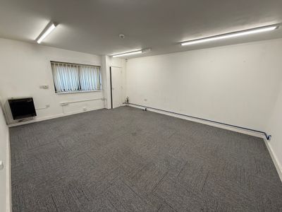 Property Image for Unit 17 Hinckley Business Park, Brindley Road, Dodwells Bridge Industrial Estate, Hinckley, Leicestershire, LE10 3BY