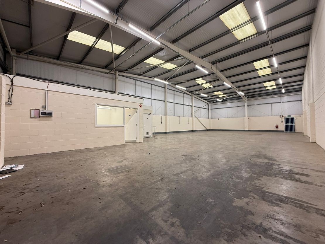 Unit 17 Hinckley Business Park, Brindley Road, Dodwells Bridge Industrial Estate, Hinckley, Leicestershire, LE10 3BY