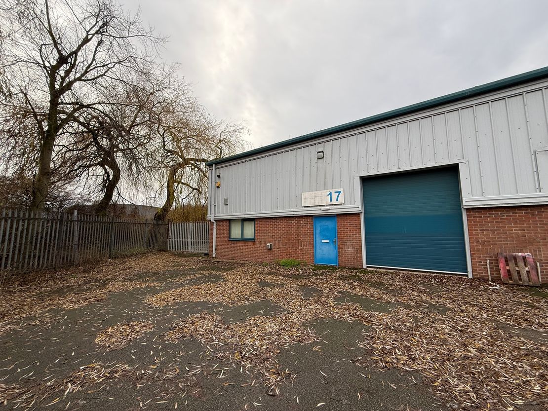 Unit 17 Hinckley Business Park, Brindley Road, Dodwells Bridge Industrial Estate, Hinckley, Leicestershire, LE10 3BY