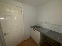 Property Image for Retail Unit To Let, 62 Bartholomew Street, Newbury, West Berkshire, RG14 7BE