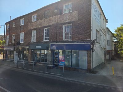 Property Image for Retail Unit To Let, 62 Bartholomew Street, Newbury, West Berkshire, RG14 7BE