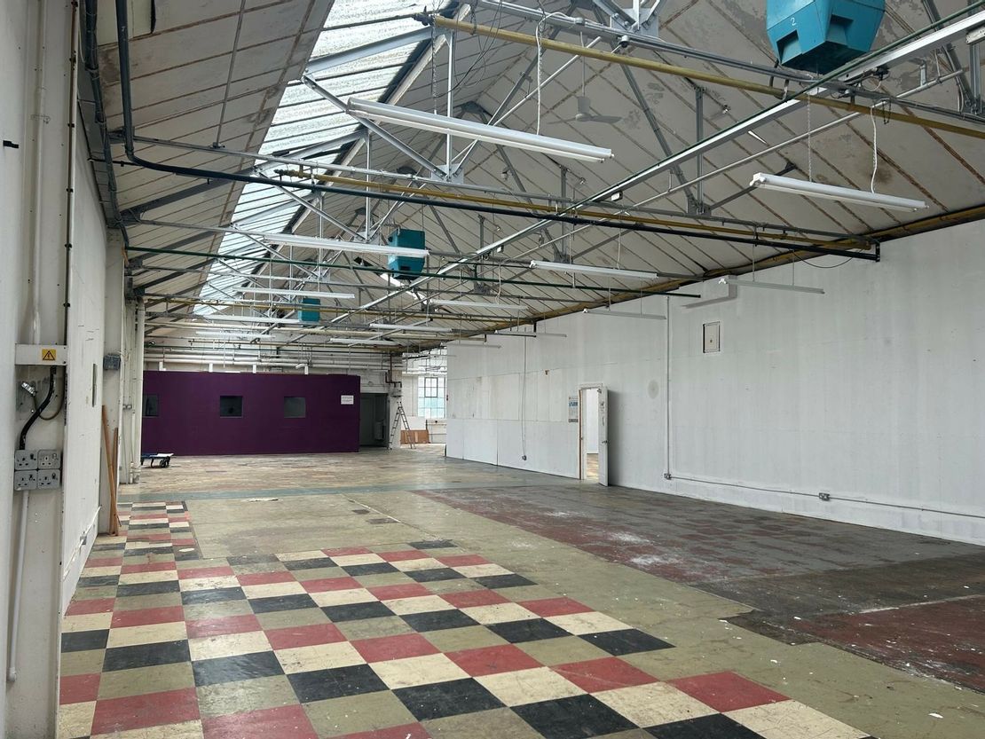 Unit 1 Eastern Avenue Industrial, Eastern Avenue, Dunstable, Bedfordshire, LU5 4JY