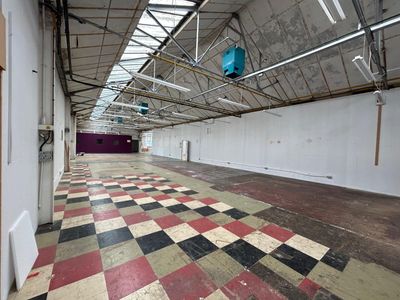 Property Image for Unit 1 Eastern Avenue Industrial, Eastern Avenue, Dunstable, Bedfordshire, LU5 4JY