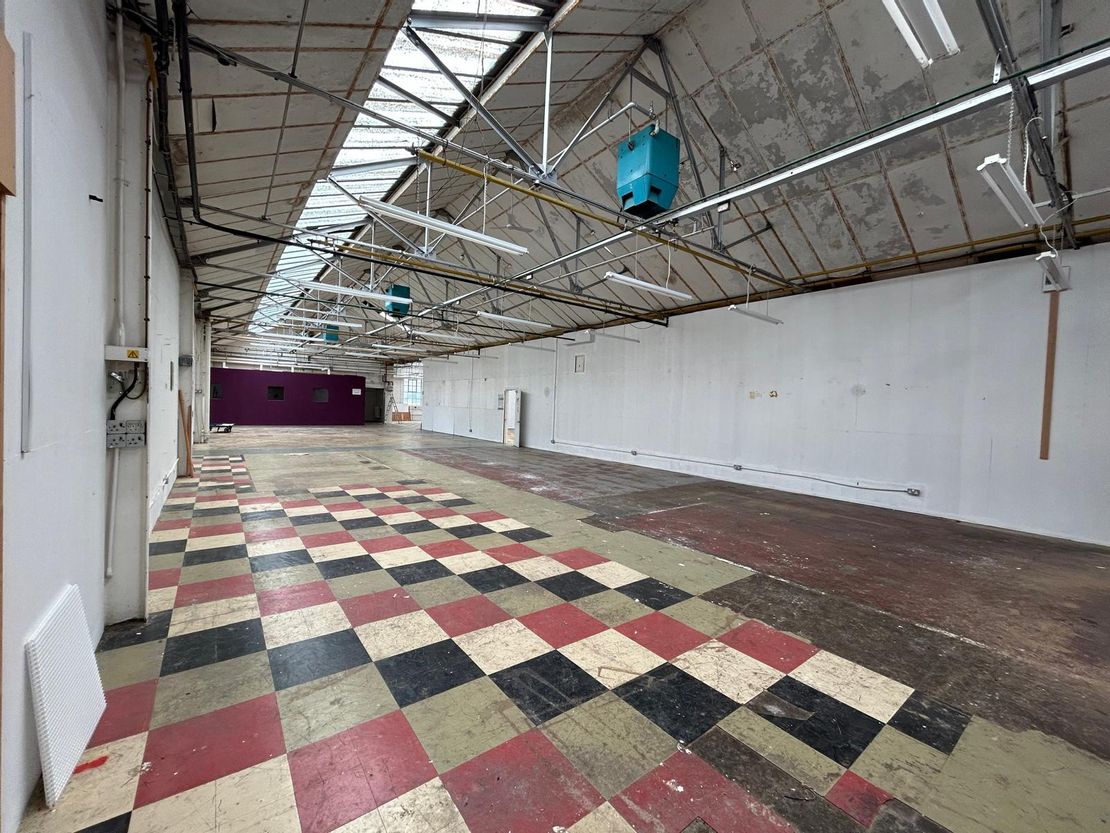 Unit 1 Eastern Avenue Industrial, Eastern Avenue, Dunstable, Bedfordshire, LU5 4JY