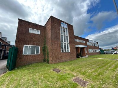 Property Image for Unit 1 Eastern Avenue Industrial, Eastern Avenue, Dunstable, Bedfordshire, LU5 4JY