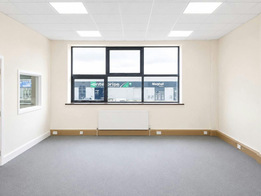 Unit 1 Ascent Park, Edinburgh Way, Harlow, CM20 2HW