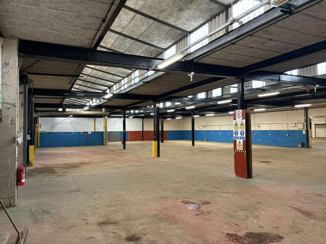 Former HSS Hire Unit, Edinburgh Way, Harlow, CM20 2DH