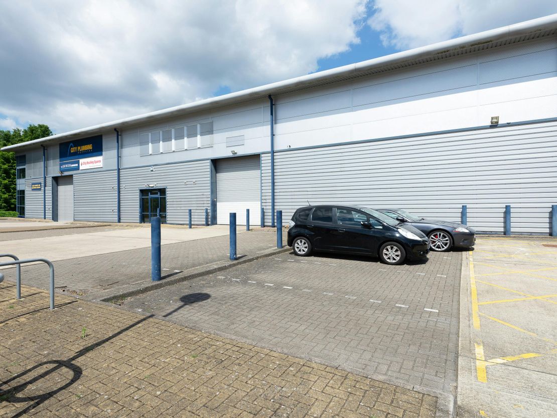 Unit 2 Dukes Park, Harlow, CM20 2GF