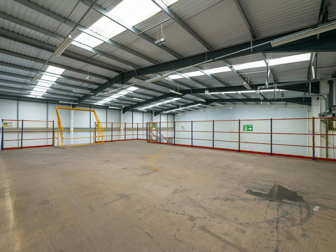 Unit 2 Dukes Park, Harlow, CM20 2GF
