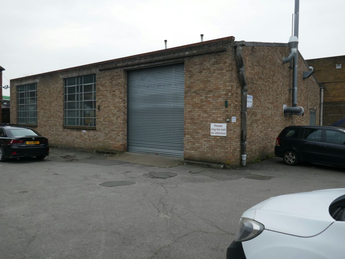 Newmet House and Fordoun House, Newmet House, Rue De St Lawrence, Waltham Abbey, EN9 1PF