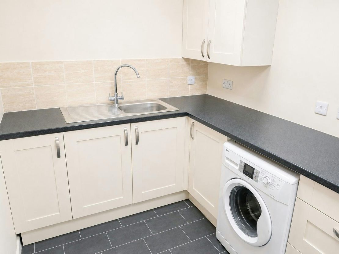 Unit 2, Peartree Business Centre, Harlow, CM20 2BD