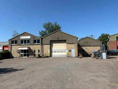 Property Image for 4 Oak Industrial Park, Chelmsford Road, Great Dunmow, CM6 1XN